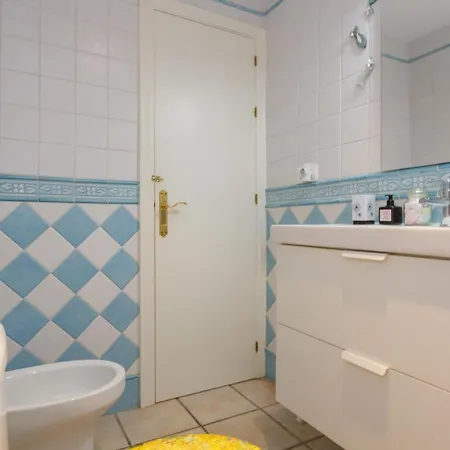 Lujo Mar Las Cayetanas Apartamento *